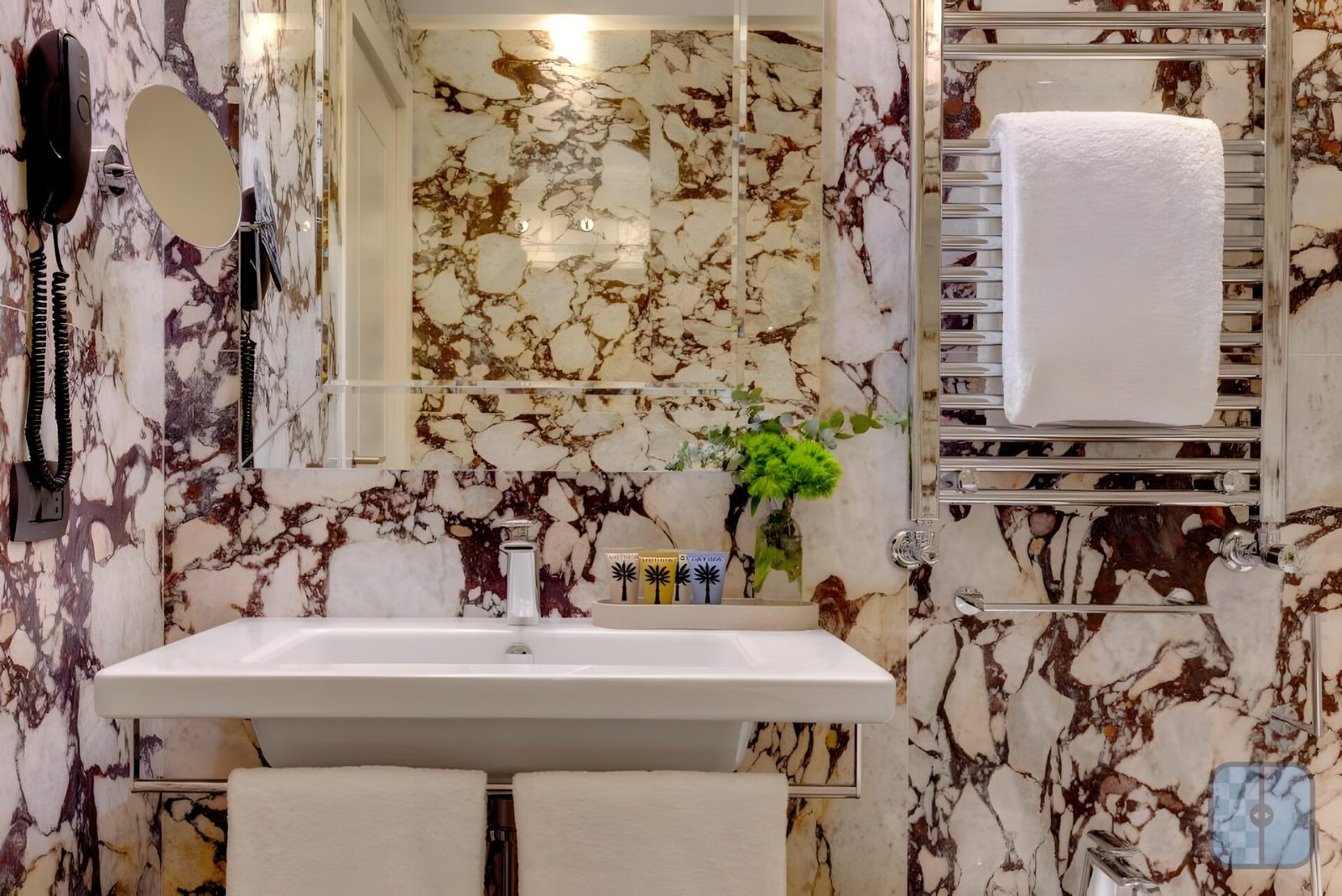 Hotel Singer Palace — realizzazione Cluniacensi Marmi
